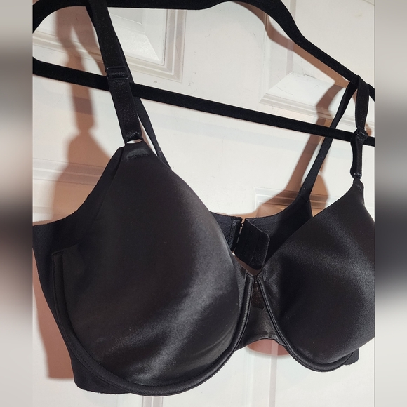 Olga By Warners Elegant Black Smoothing Underwire Women's Bra 40D - Picture 2 of 3
